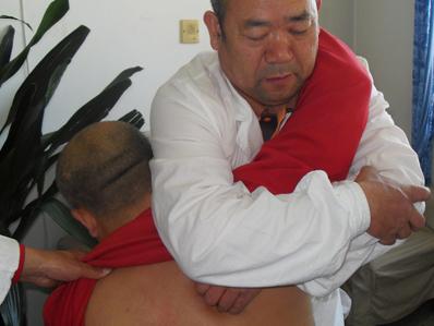 肩背关节紊乱症整脊手法